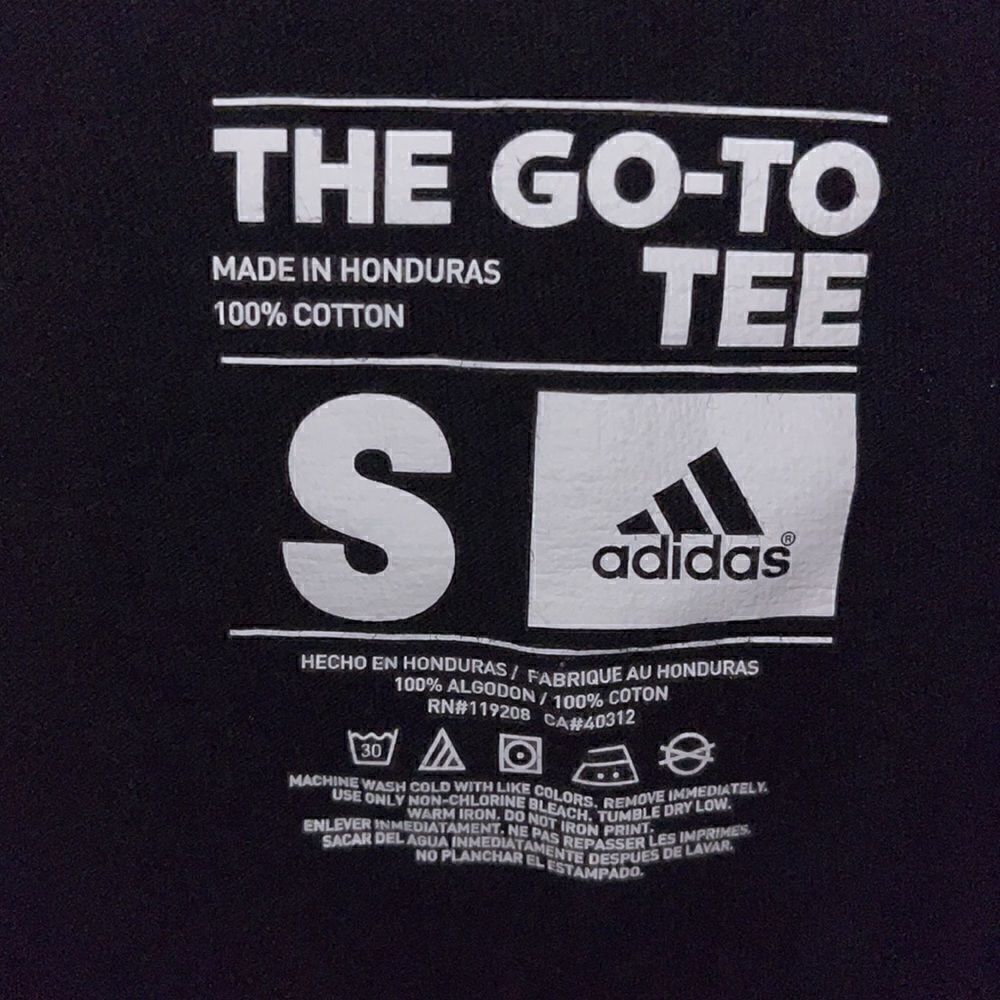 Black Adidas San Antonio Spurs t-shirt, size Small - Picture 2 of 3